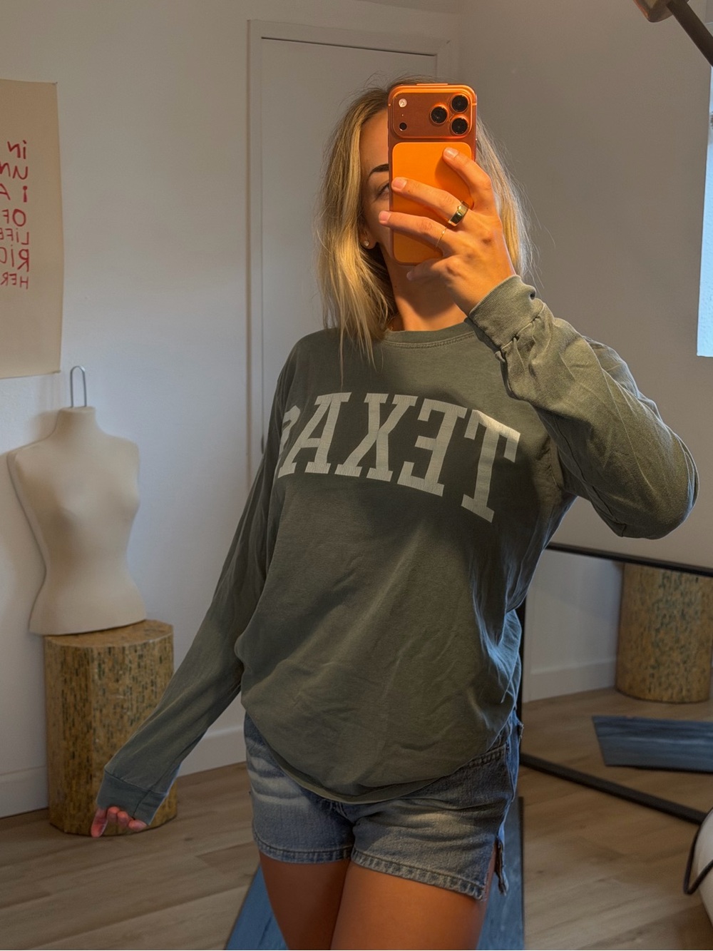 Comfort Colors Texas Graphic Long Sleeve T-Shirt Garment Dyed Small